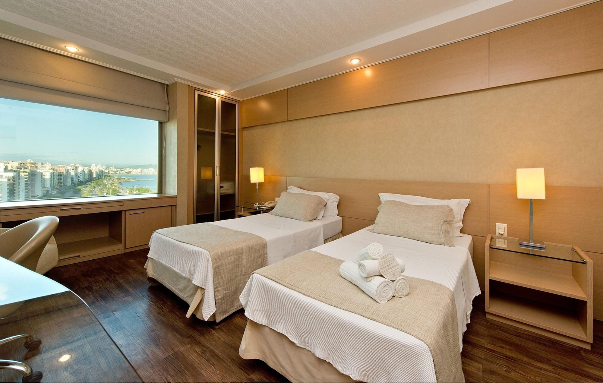 Majestic Palace Hotel Florianópolis Exteriér fotografie A room at the hotel