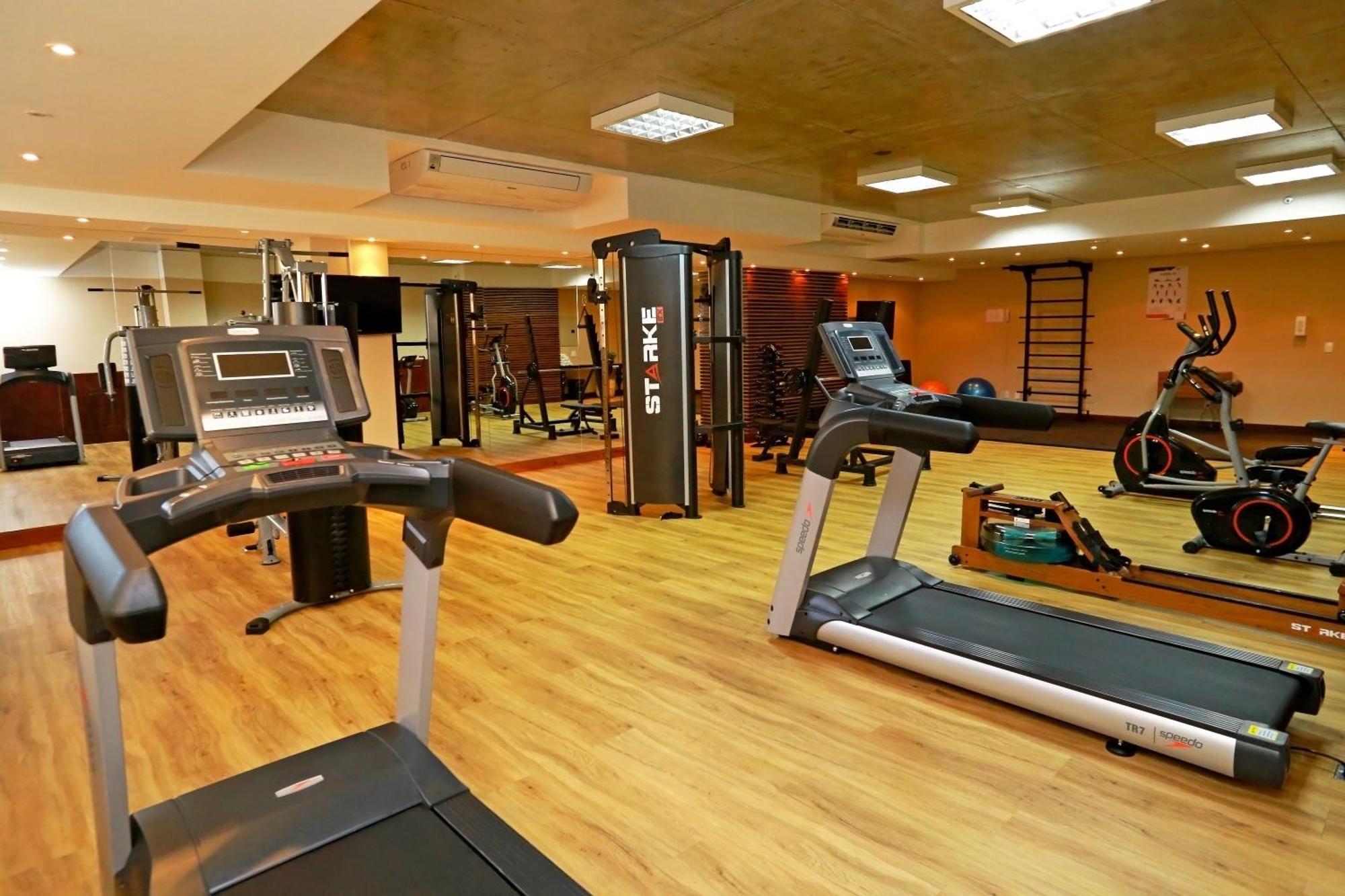 Majestic Palace Hotel Florianópolis Exteriér fotografie A gym
